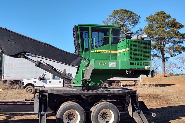 2015 John Deere 437D Log Loader